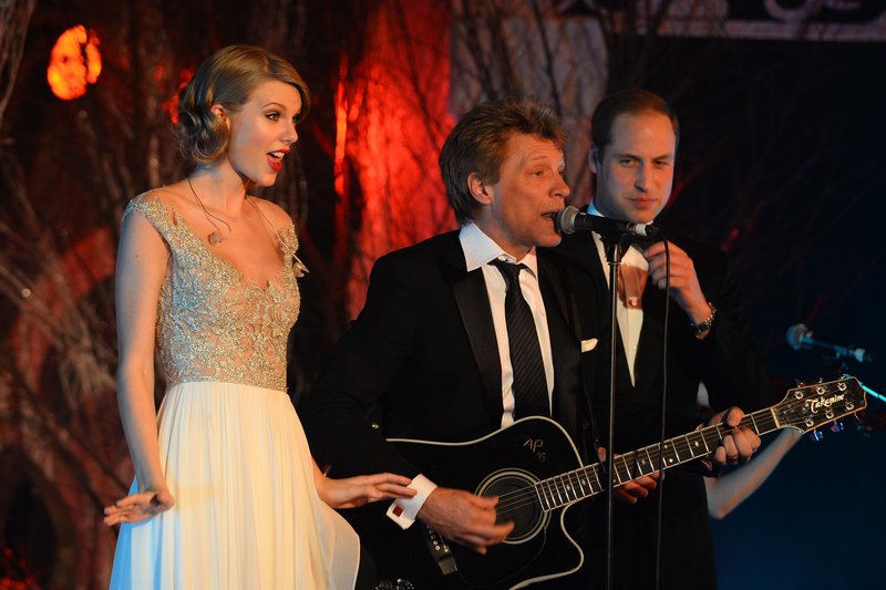 Taylor Swift at Winter Whites Gala — photo 151