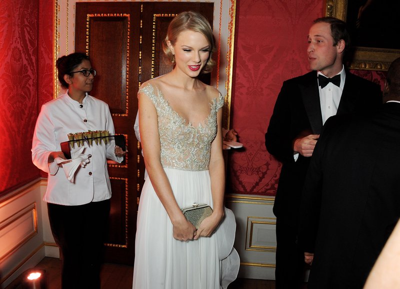 Taylor Swift at Winter Whites Gala — photo 155