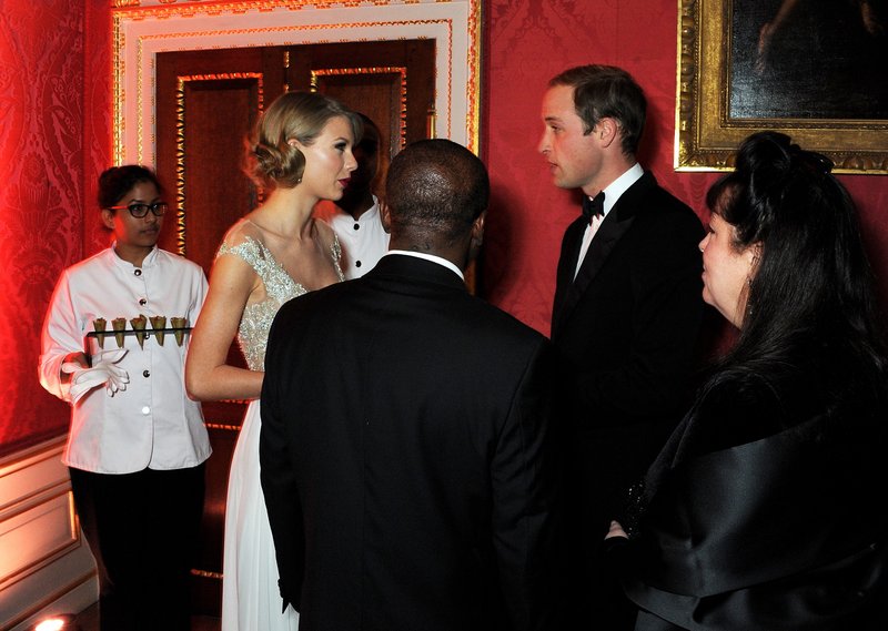 Taylor Swift at Winter Whites Gala — photo 158