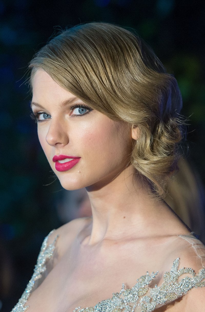 Taylor Swift at Winter Whites Gala — photo 182