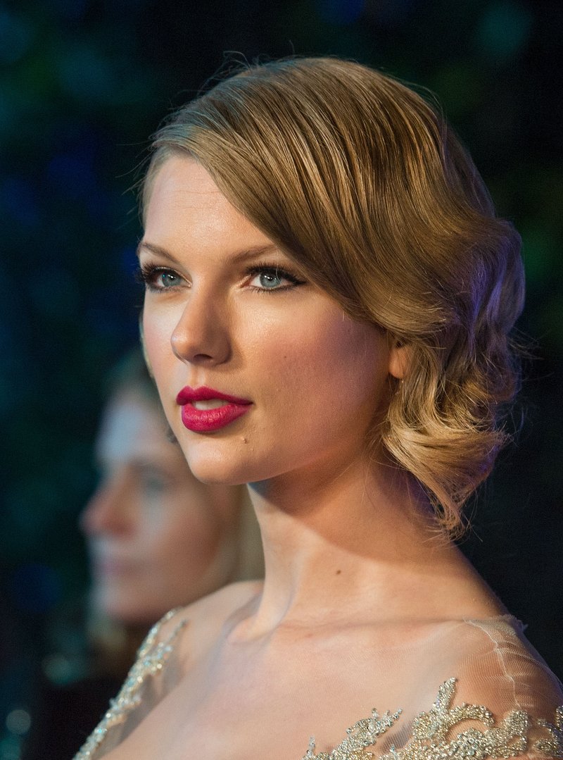 Taylor Swift at Winter Whites Gala — photo 190