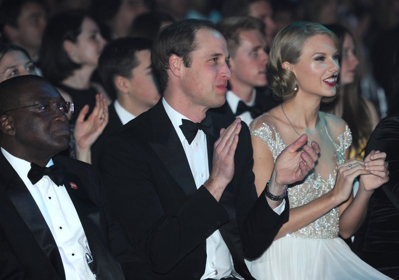Taylor Swift at Winter Whites Gala — photo 241