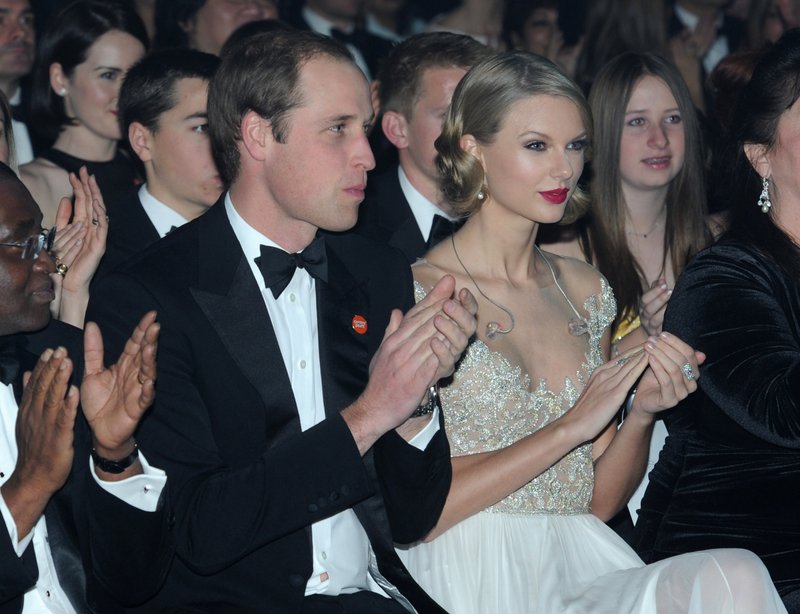 Taylor Swift at Winter Whites Gala — photo 242