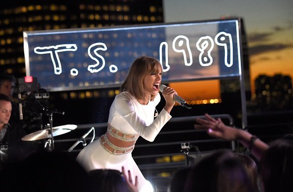 Taylor Swift at 1989 Secret Session With iHeartRadio — photo 5