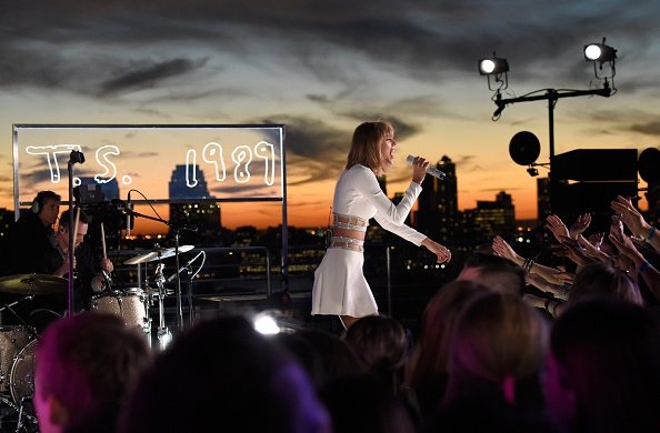 Taylor Swift at 1989 Secret Session With iHeartRadio — photo 11
