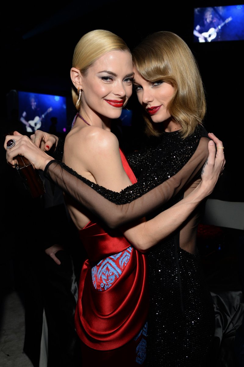 Taylor Swift at 22nd Annual Elton John AIDS Foundation Academy Awards Viewing Party — photo 7