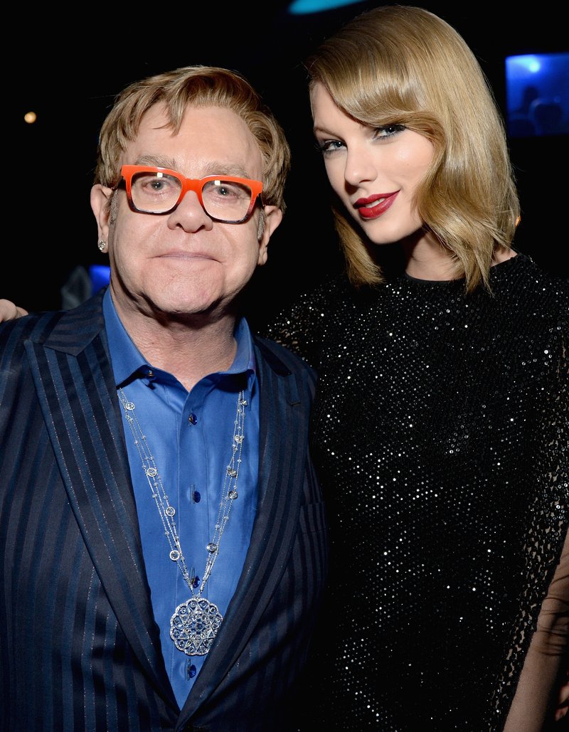 Taylor Swift at 22nd Annual Elton John AIDS Foundation Academy Awards Viewing Party — photo 12