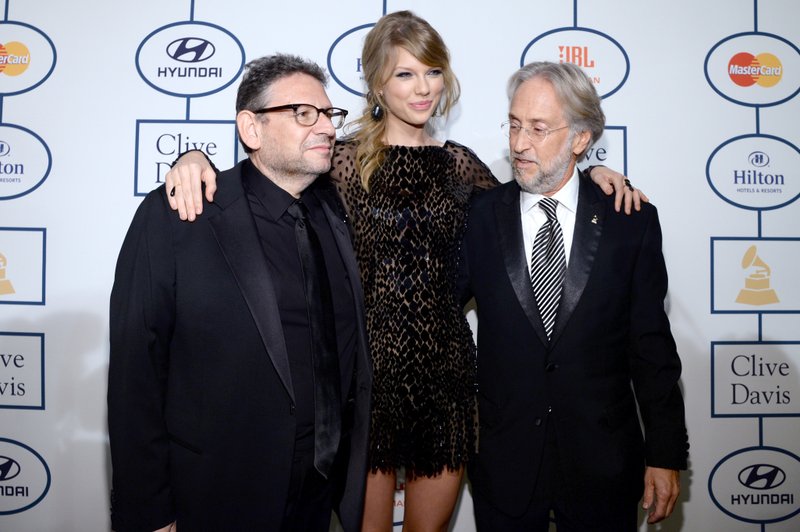 Taylor Swift at 56th Annual GRAMMY Awards - Pre-GRAMMY Gala And Salute To Industry Icons Honoring Lucian Grainge — photo 35