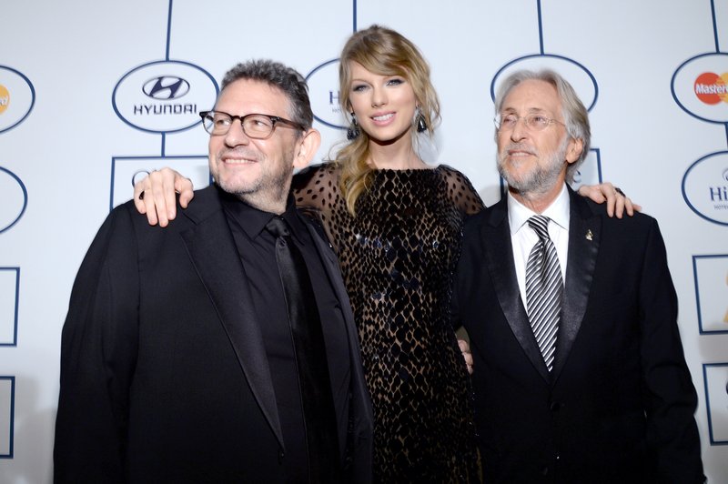 Taylor Swift at 56th Annual GRAMMY Awards - Pre-GRAMMY Gala And Salute To Industry Icons Honoring Lucian Grainge — photo 36
