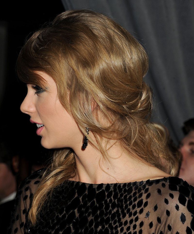 Taylor Swift at 56th Annual GRAMMY Awards - Pre-GRAMMY Gala And Salute To Industry Icons Honoring Lucian Grainge — photo 65