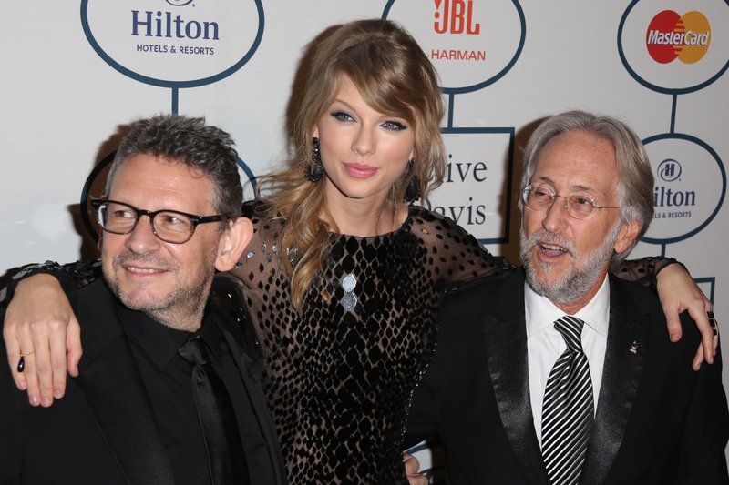 Taylor Swift at 56th Annual GRAMMY Awards - Pre-GRAMMY Gala And Salute To Industry Icons Honoring Lucian Grainge — photo 137