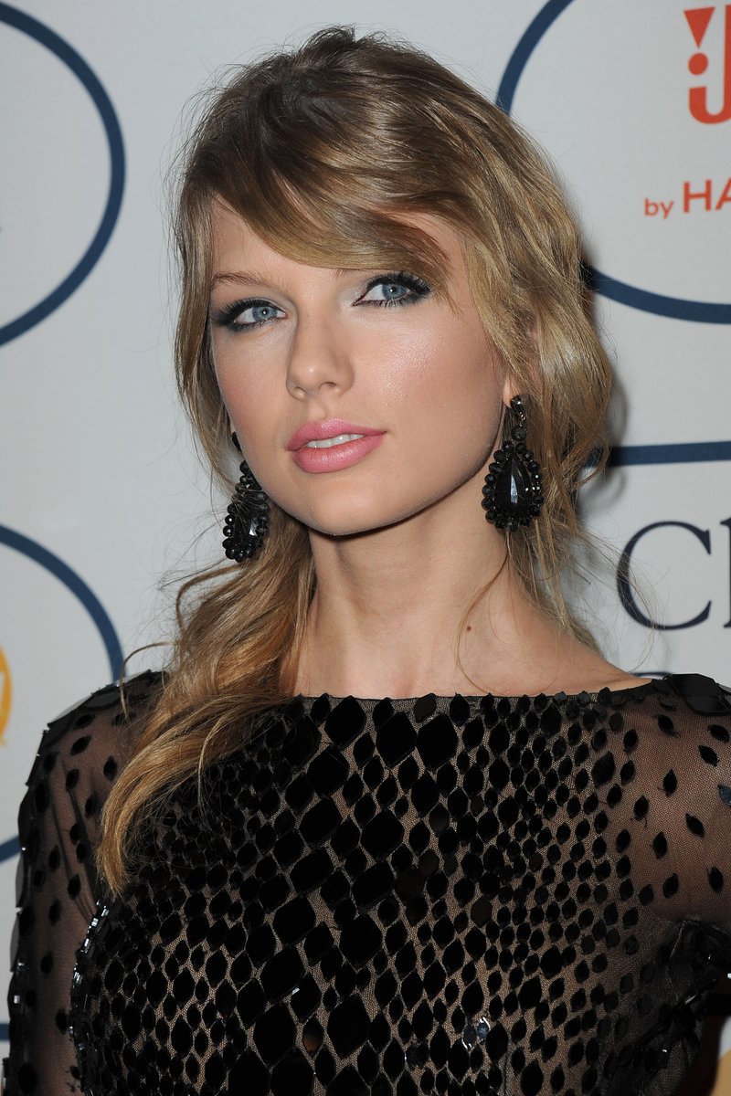 Taylor Swift at 56th Annual GRAMMY Awards - Pre-GRAMMY Gala And Salute To Industry Icons Honoring Lucian Grainge — photo 156