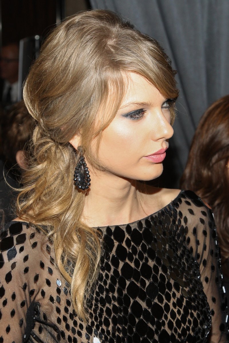 Taylor Swift at 56th Annual GRAMMY Awards - Pre-GRAMMY Gala And Salute To Industry Icons Honoring Lucian Grainge — photo 167