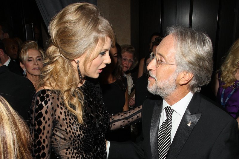 Taylor Swift at 56th Annual GRAMMY Awards - Pre-GRAMMY Gala And Salute To Industry Icons Honoring Lucian Grainge — photo 172