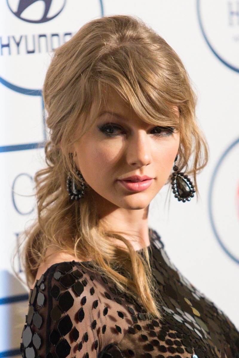 Taylor Swift at 56th Annual GRAMMY Awards - Pre-GRAMMY Gala And Salute To Industry Icons Honoring Lucian Grainge — photo 193