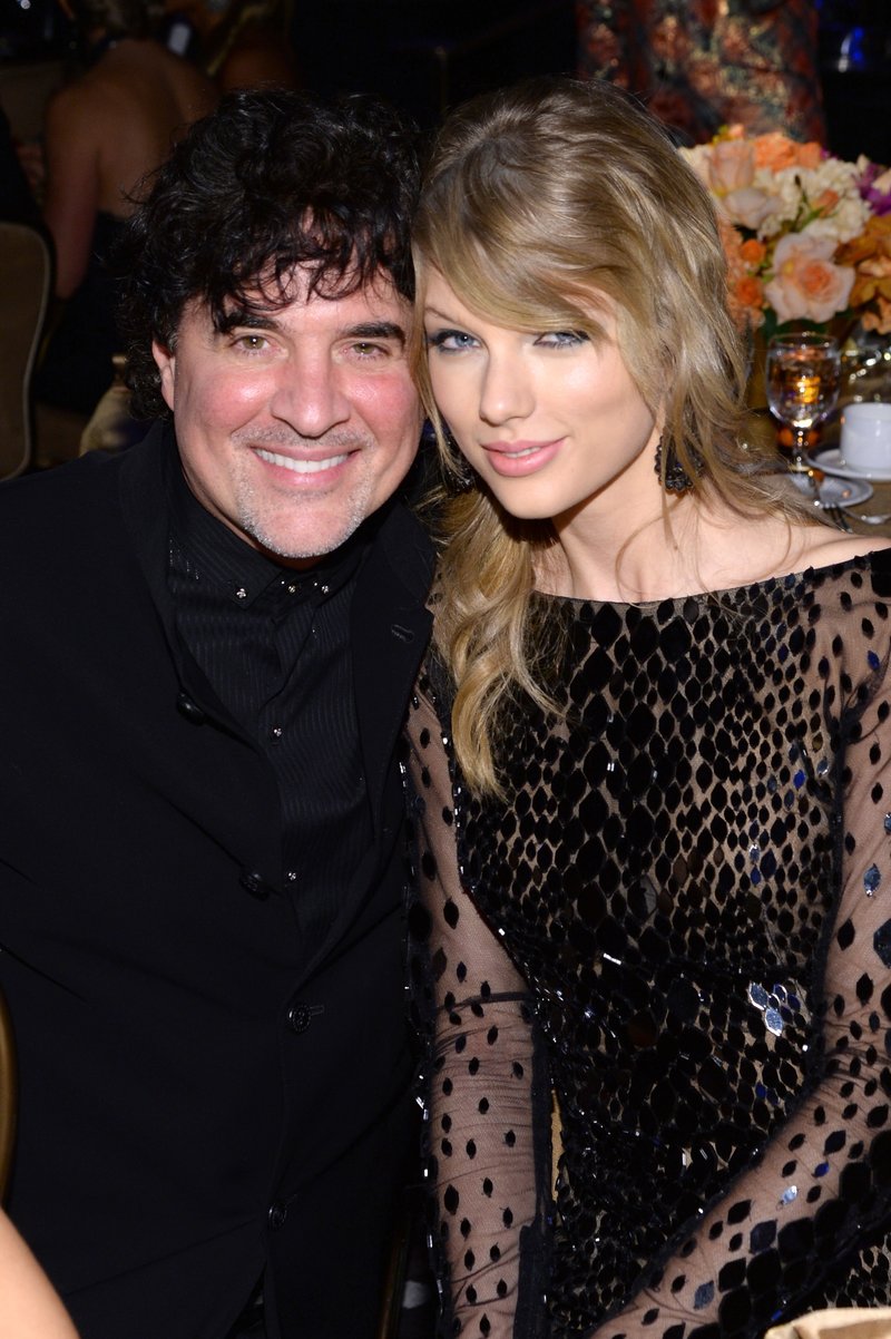 Taylor Swift at 56th Annual GRAMMY Awards - Pre-GRAMMY Gala And Salute To Industry Icons Honoring Lucian Grainge — photo 202