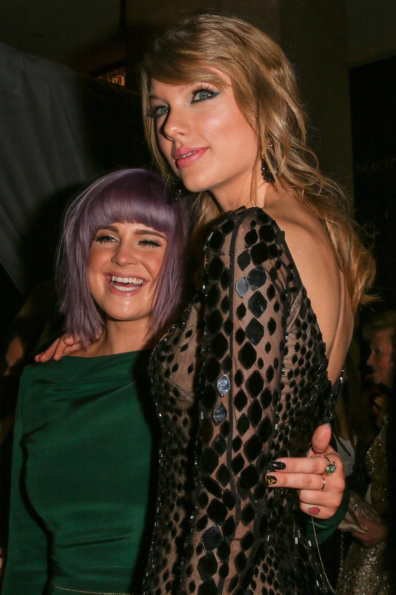 Taylor Swift at 56th Annual GRAMMY Awards - Pre-GRAMMY Gala And Salute To Industry Icons Honoring Lucian Grainge — photo 212