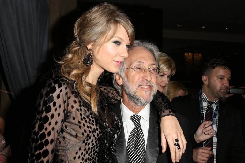 Taylor Swift at 56th Annual GRAMMY Awards - Pre-GRAMMY Gala And Salute To Industry Icons Honoring Lucian Grainge — photo 226