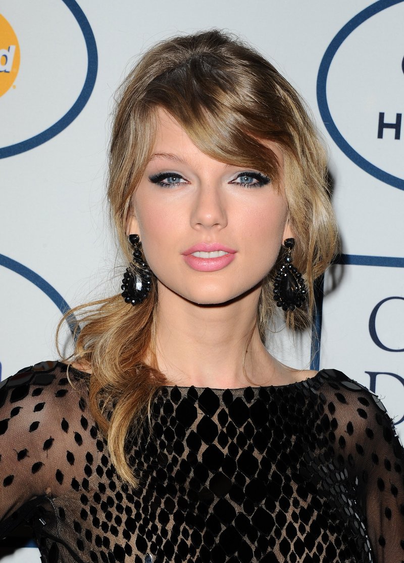 Taylor Swift at 56th Annual GRAMMY Awards - Pre-GRAMMY Gala And Salute To Industry Icons Honoring Lucian Grainge — photo 228