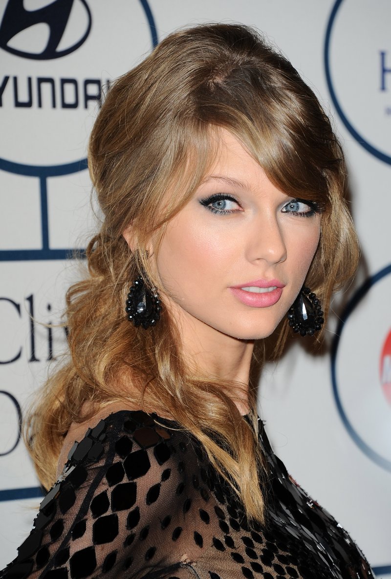 Taylor Swift at 56th Annual GRAMMY Awards - Pre-GRAMMY Gala And Salute To Industry Icons Honoring Lucian Grainge — photo 233