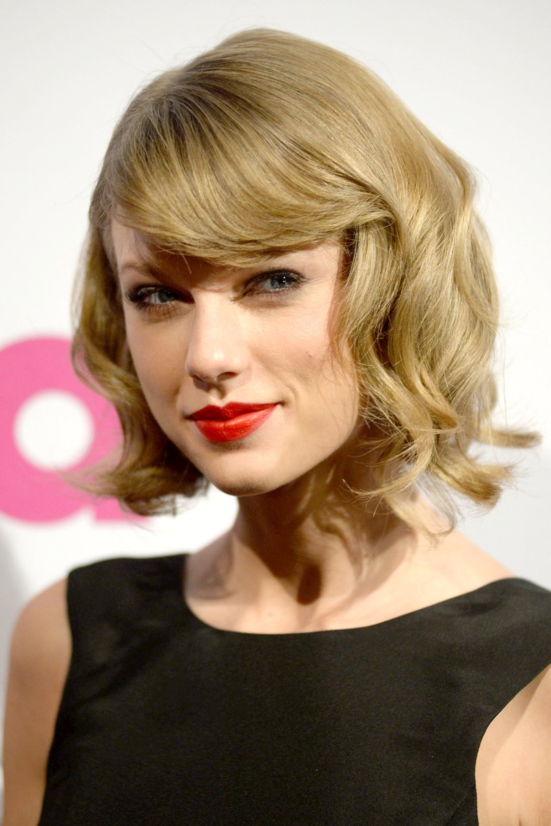 Taylor Swift at 2014 Billboard Women in Music Luncheon — photo 132