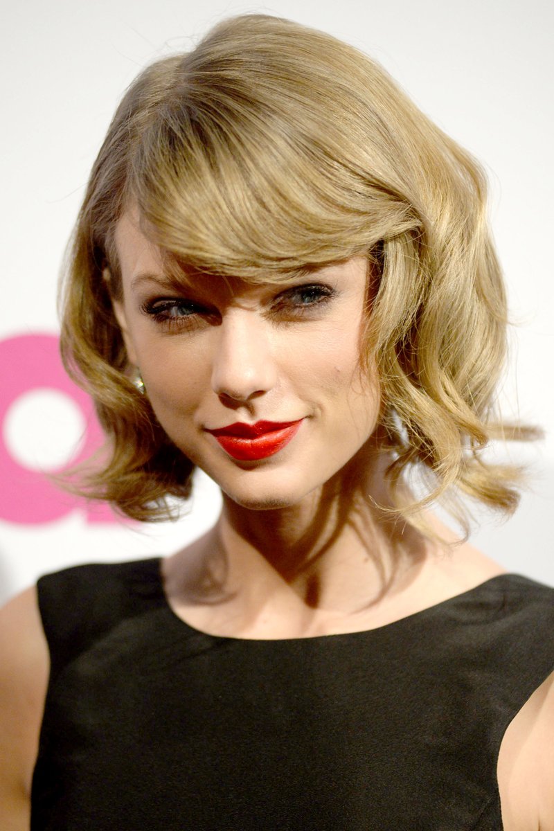 Taylor Swift at 2014 Billboard Women in Music Luncheon — photo 135