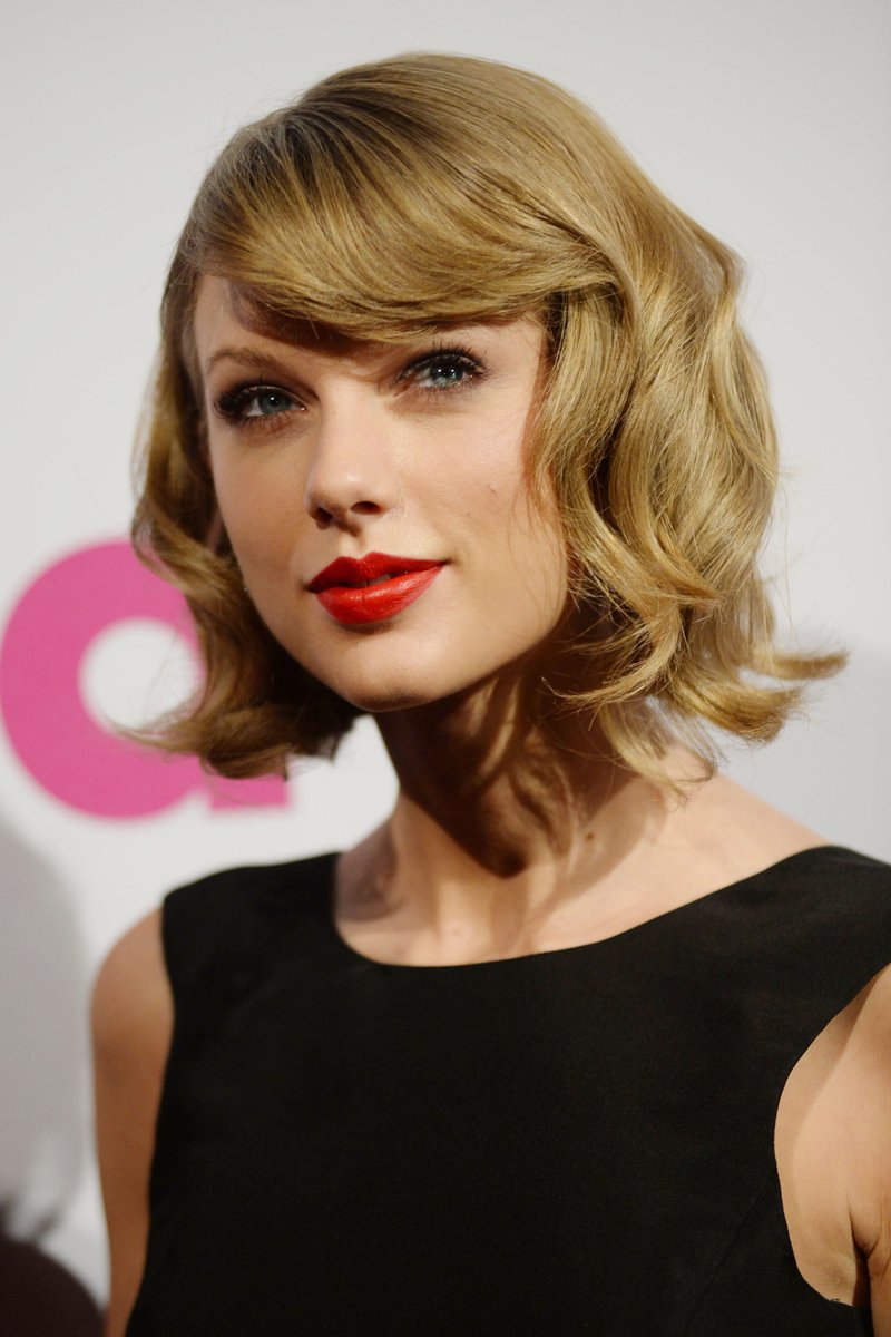Taylor Swift at 2014 Billboard Women in Music Luncheon — photo 151