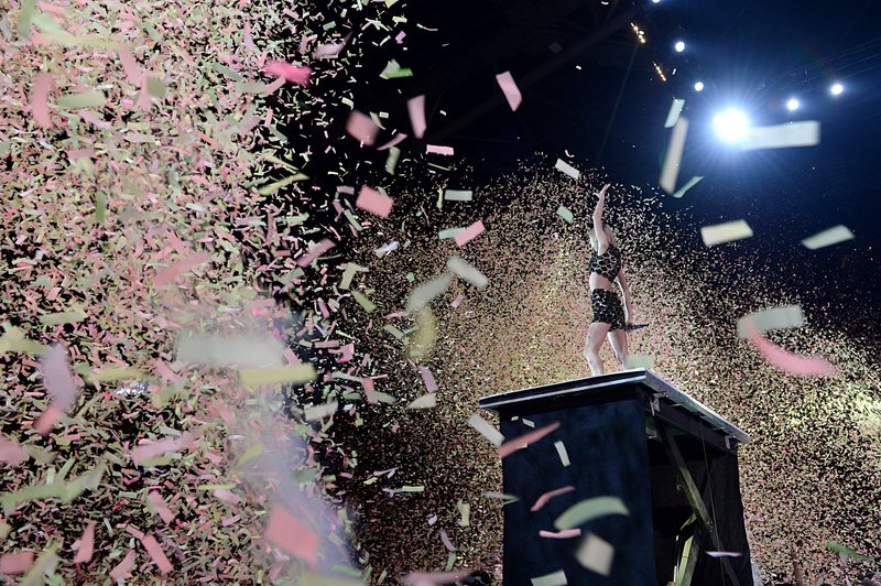 Taylor Swift at Capital FM's Jingle Bell Ball — photo 170