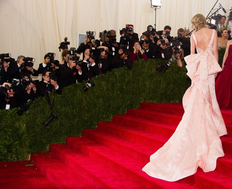 Taylor Swift at "Charles James: Beyond Fashion" Costume Institute Gala — photo 122