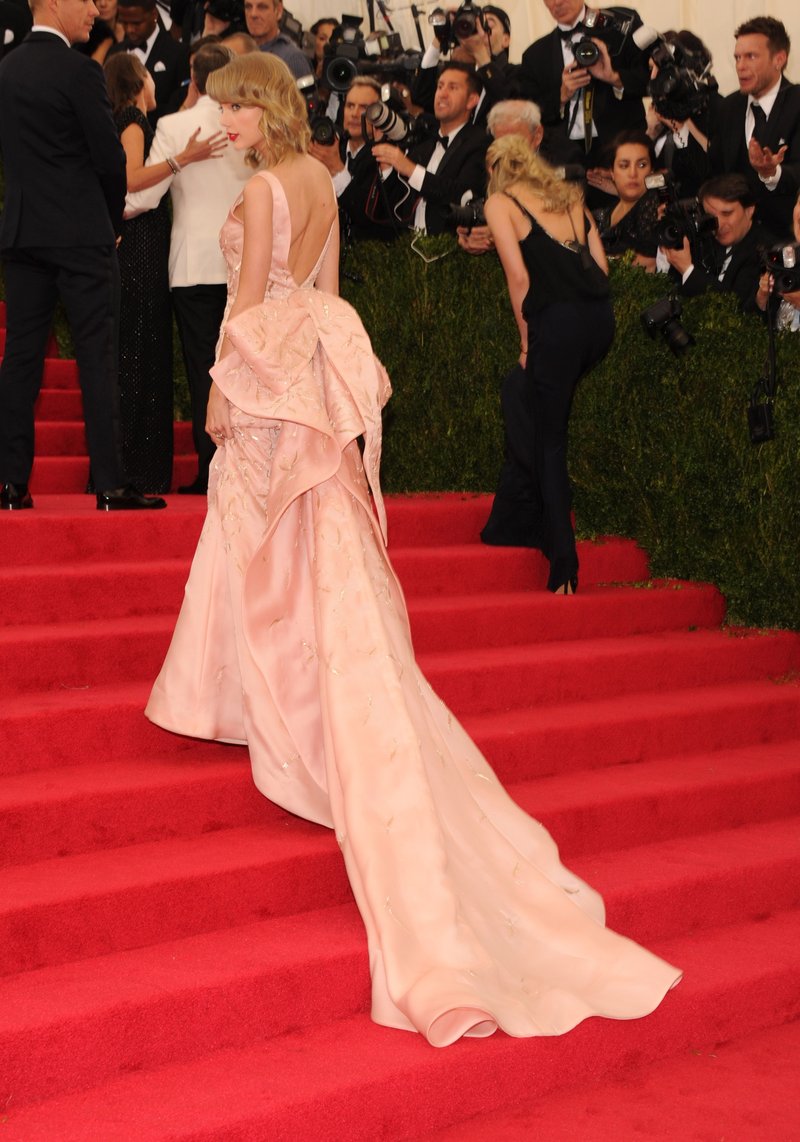 Taylor Swift at "Charles James: Beyond Fashion" Costume Institute Gala — photo 227
