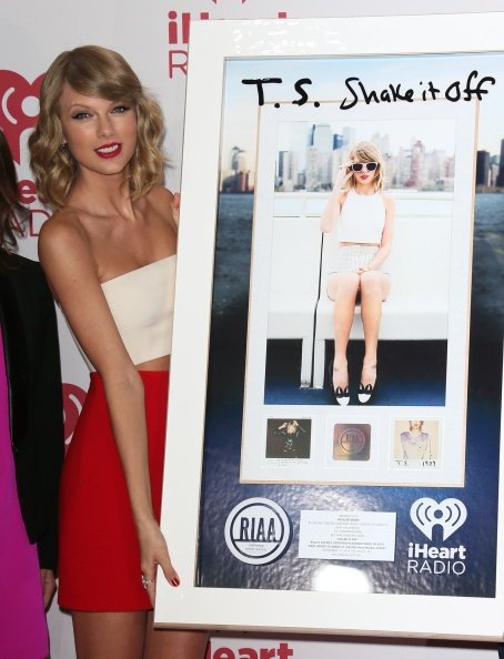 Taylor Swift at 2014 iHeartRadio Music Festival — photo 17