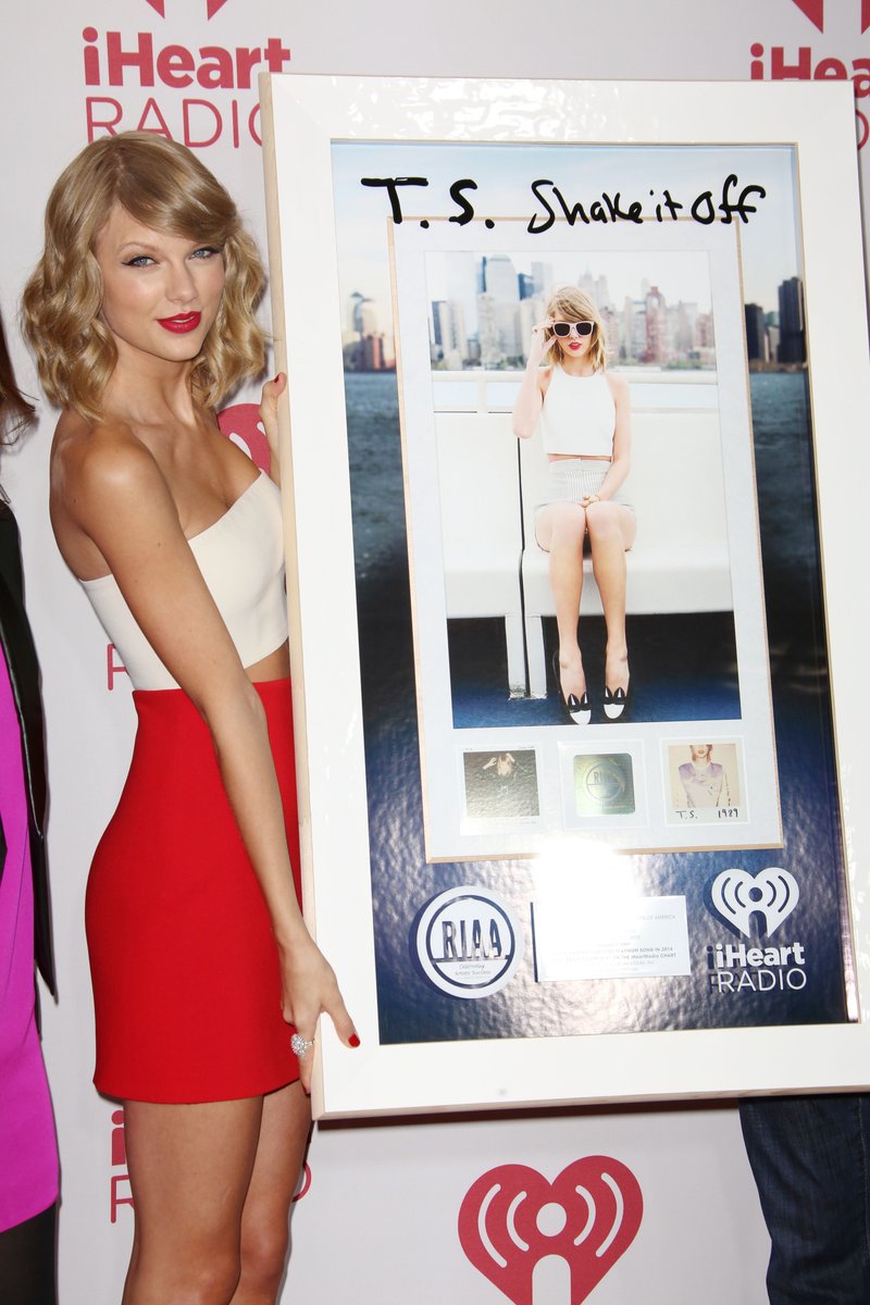 Taylor Swift at 2014 iHeartRadio Music Festival — photo 63