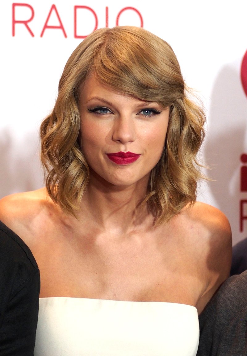 Taylor Swift at 2014 iHeartRadio Music Festival — photo 93