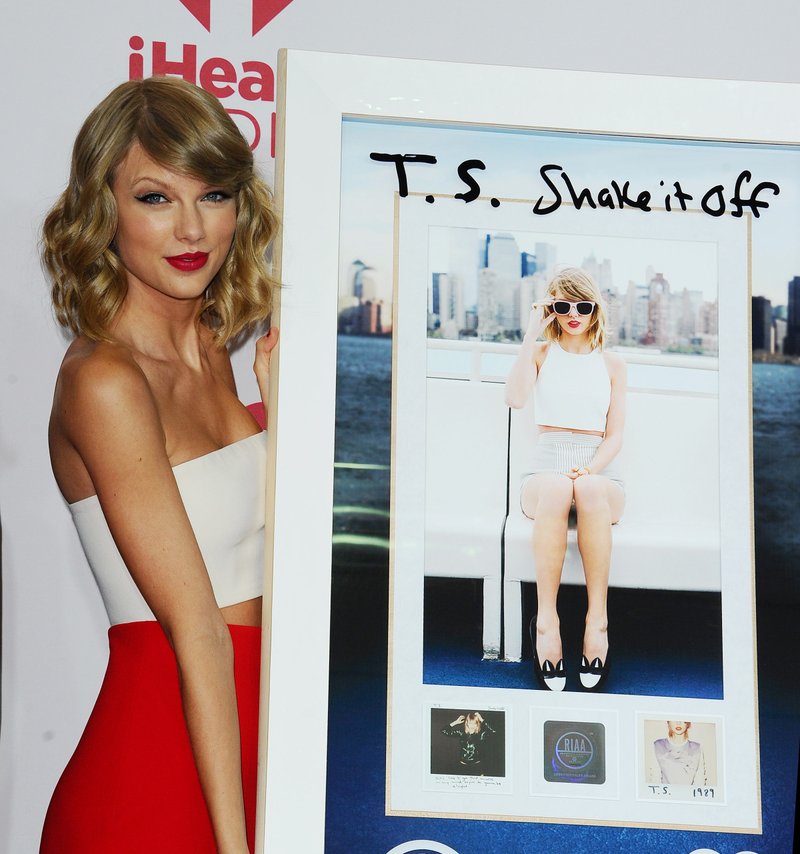 Taylor Swift at 2014 iHeartRadio Music Festival — photo 297