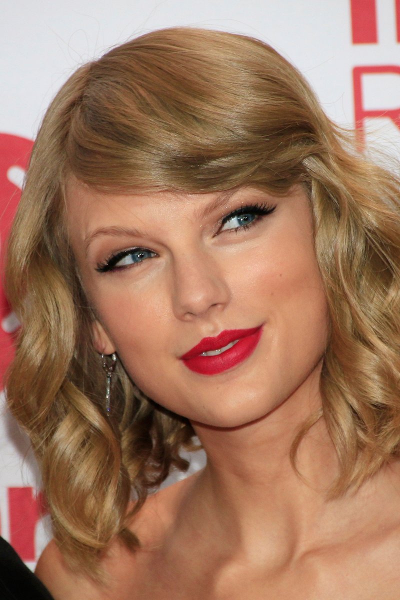 Taylor Swift at 2014 iHeartRadio Music Festival — photo 328