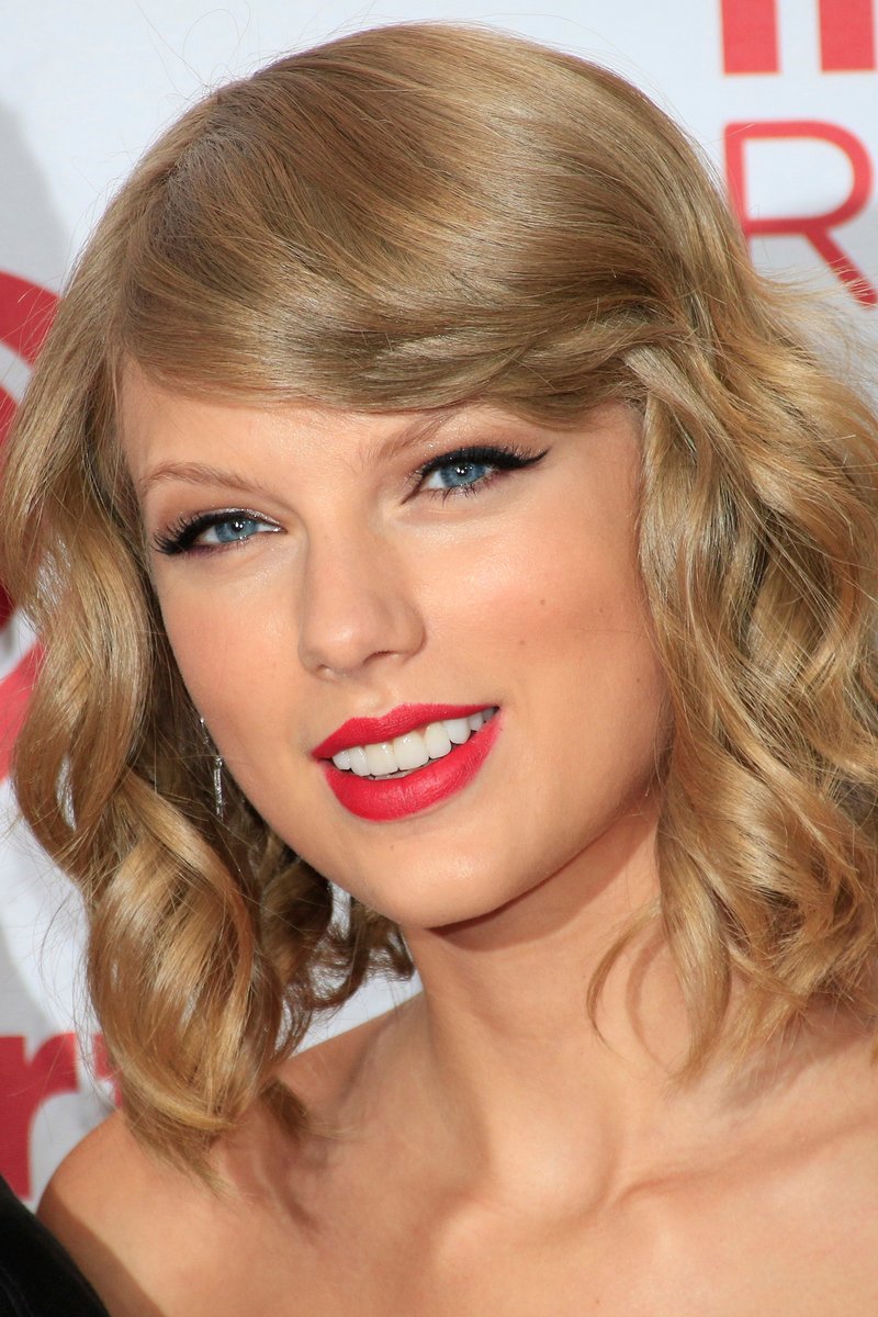 Taylor Swift at 2014 iHeartRadio Music Festival — photo 330