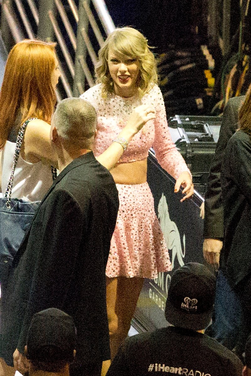 Taylor Swift at 2014 iHeartRadio Music Festival — photo 343