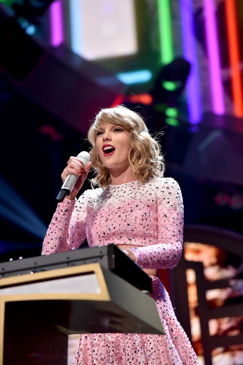 Taylor Swift at 2014 iHeartRadio Music Festival — photo 411