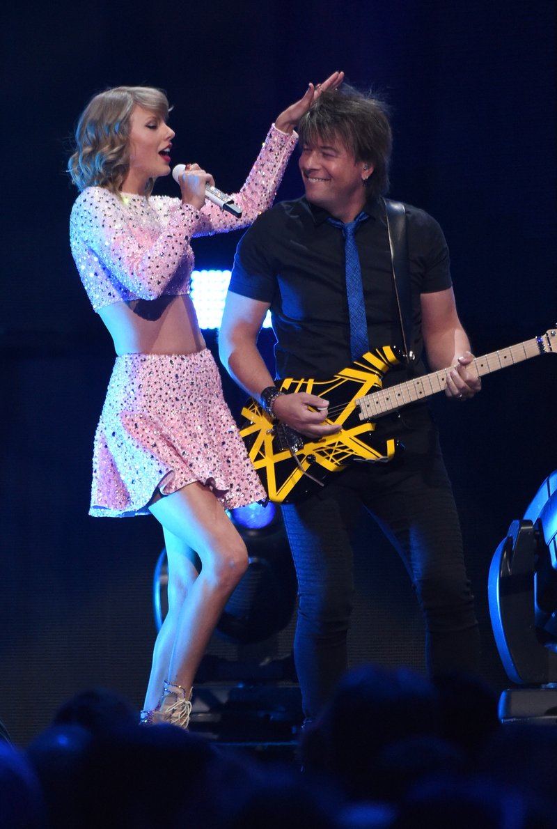 Taylor Swift at 2014 iHeartRadio Music Festival — photo 593