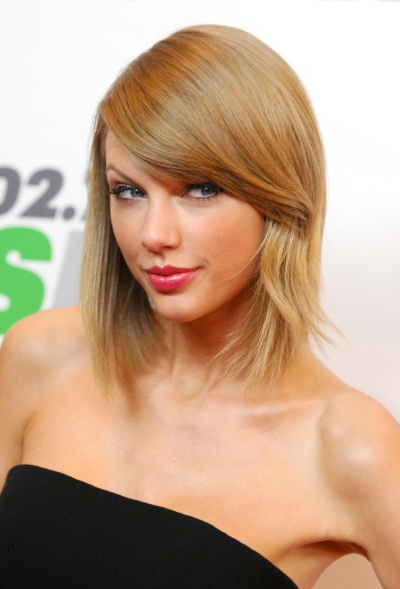 Taylor Swift at KIIS FM's Jingle Ball 2014 — photo 11