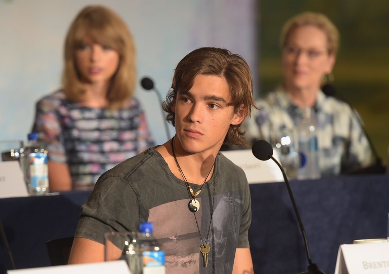 Taylor Swift at "The Giver" Press Conference — photo 6