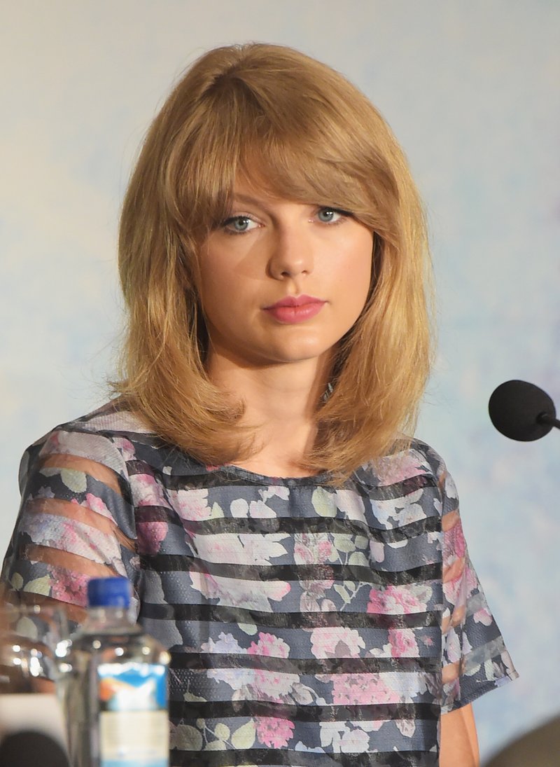 Taylor Swift at "The Giver" Press Conference — photo 20