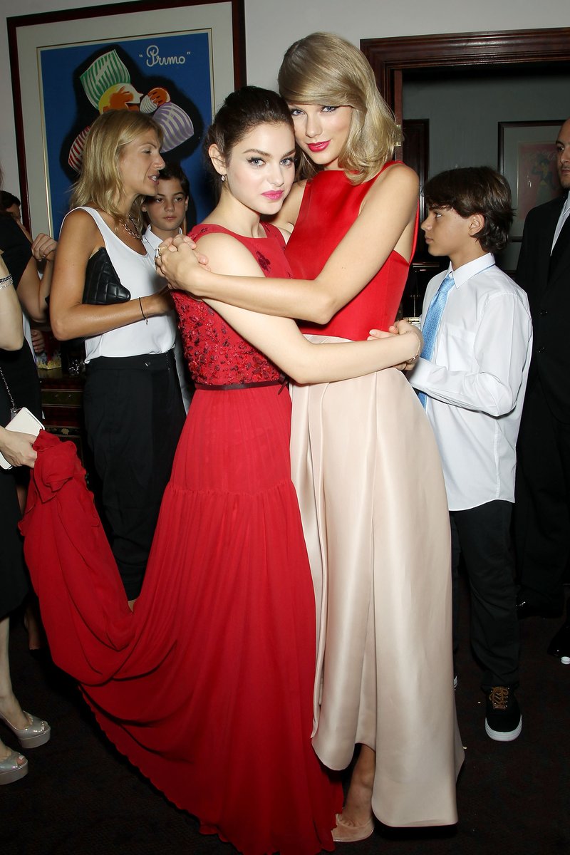 Taylor Swift at "The Giver" World Premiere — photo 59