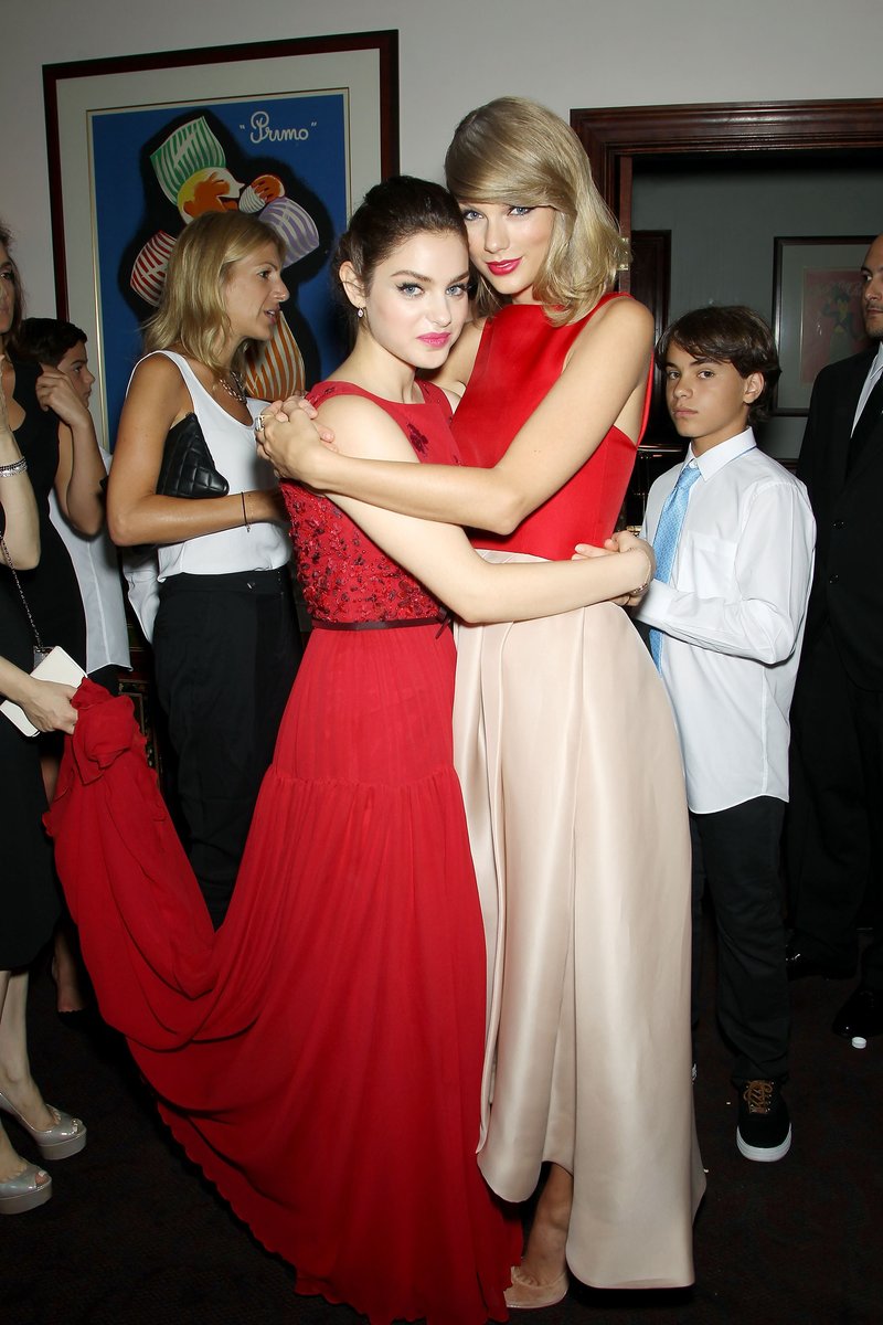 Taylor Swift at "The Giver" World Premiere — photo 60