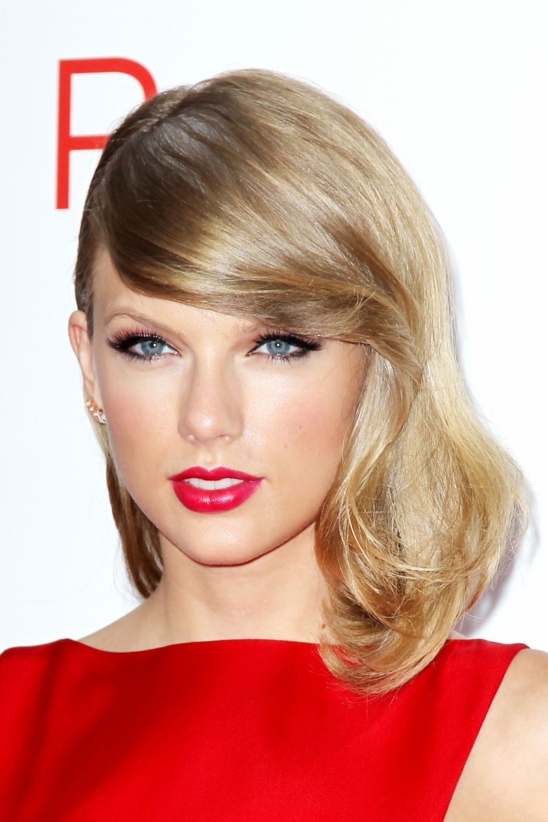 Taylor Swift at "The Giver" World Premiere — photo 208