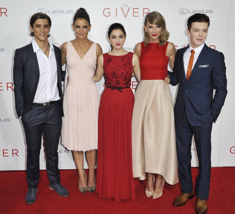 Taylor Swift at "The Giver" World Premiere — photo 378