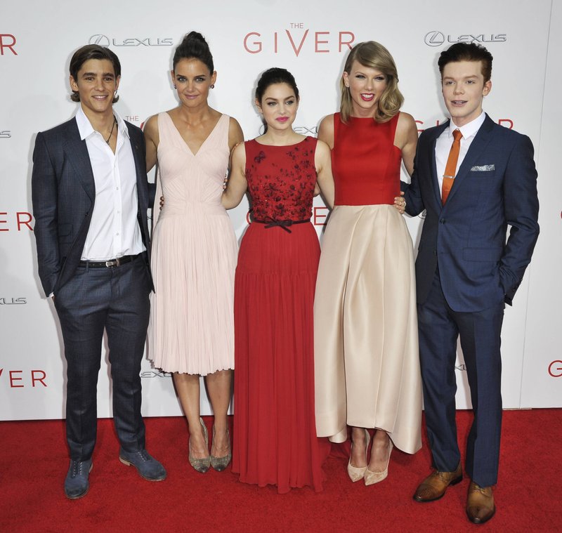 Taylor Swift at "The Giver" World Premiere — photo 379