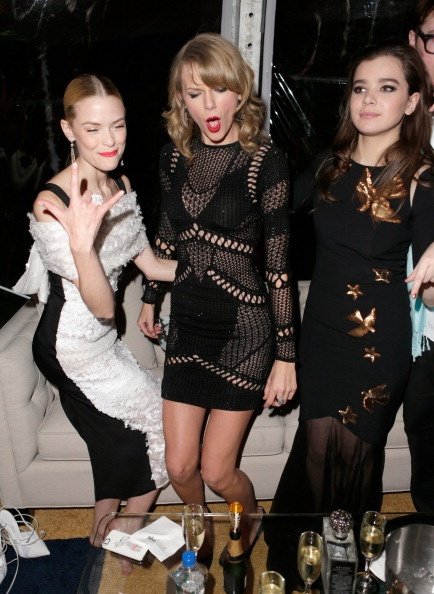 Taylor Swift at The Weinstein Company & Netflix's 2014 Golden Globes After Party — photo 10