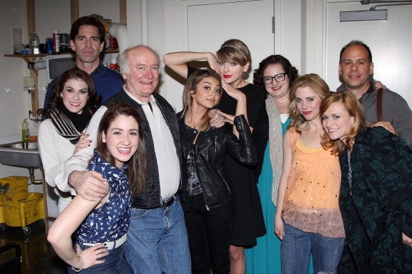 Taylor Swift at "Under My Skin" - Backstage — photo 2