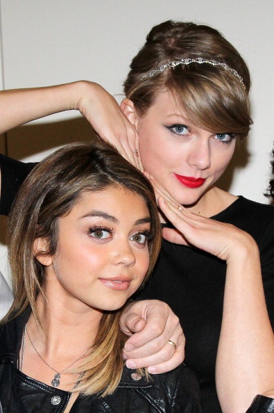 Taylor Swift at "Under My Skin" - Backstage — photo 13